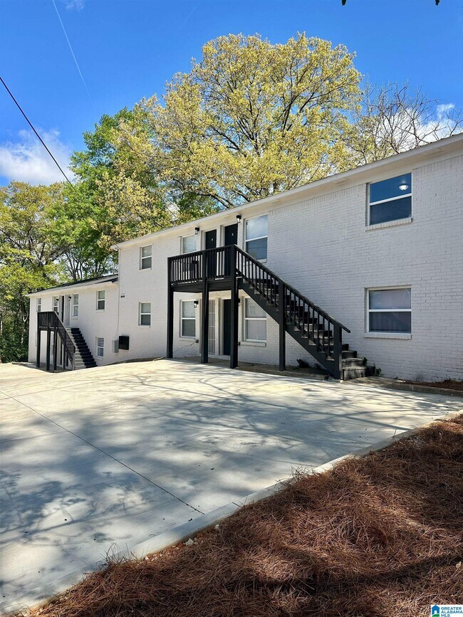 Photo - 1911 19th Ct N Unit B