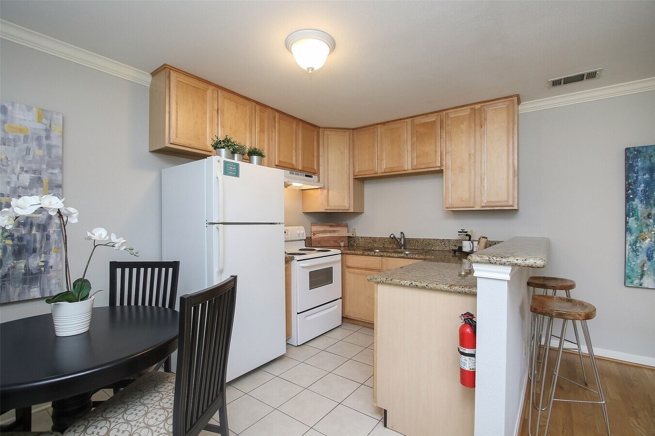 Photo - 1307 Welch St Unit 6