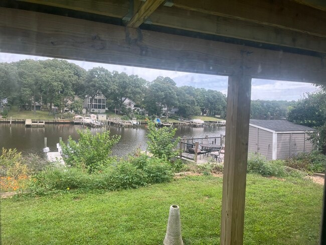 163 River Rd Unit the pad