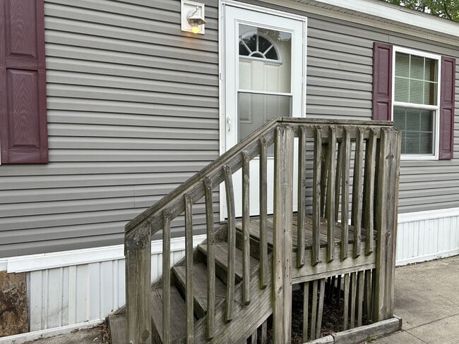 Photo - 76 E U.S. Hwy 6