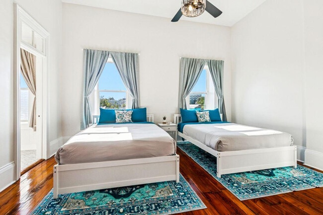 1725 Carondelet St Unit SI ID1338071P