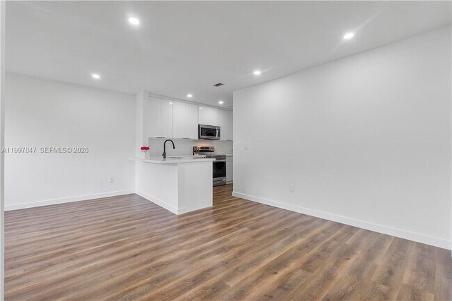 Photo - 6690 W 26th Ct Unidad 23-16