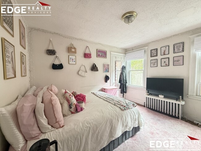 Photo - 86 Colborne Rd