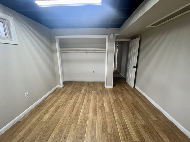 Photo - 5002 Maple Way Apartment