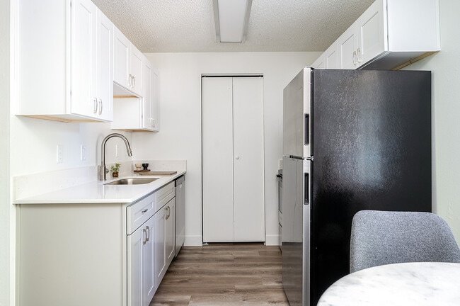 Photo - Westwood Green Apartments