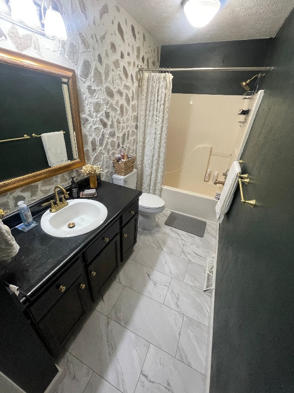 Photo - 2271 Sunburst Rd