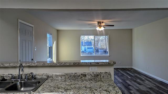 Photo - 2826 Encino Dr