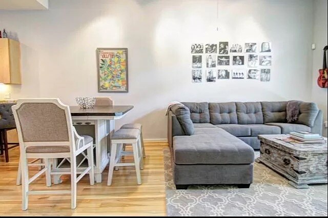 Photo - 119 W Maple Ave Unit APT 1