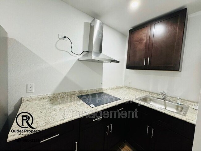 Photo - 1649 Lake Dr Unit 1649-C