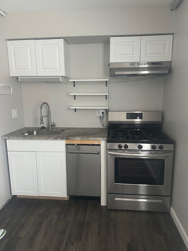 Photo - 2661 Medary Ave Unit #2