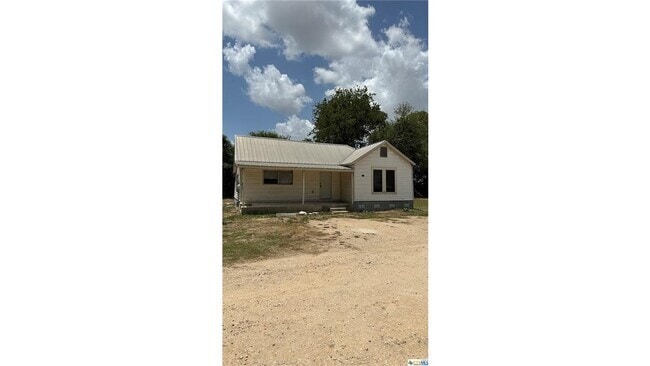 Building Photo - 204 Salinas Rd Rental