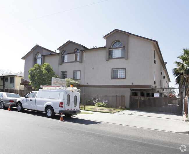 Photo - El Corazon Apartments