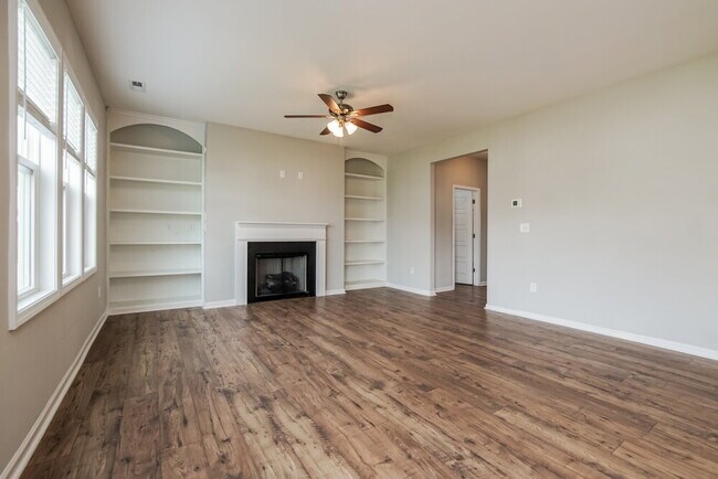Photo - 12 Patagonia Pl