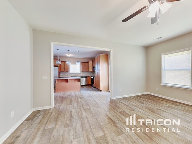 Photo - 4664 Wesmar Dr