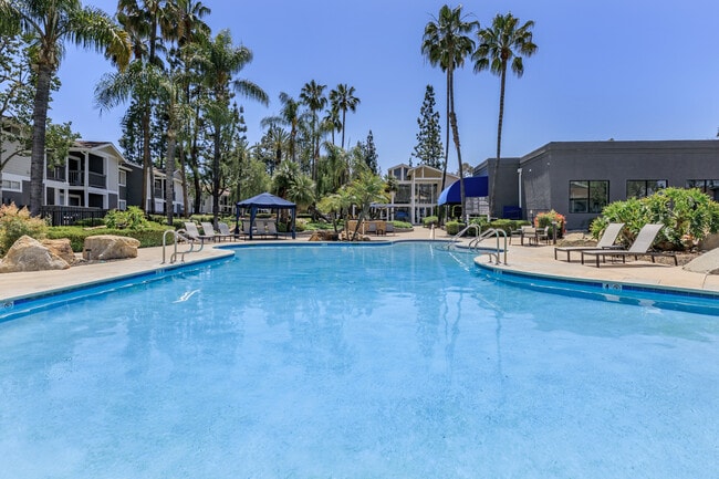 Building Photo - Redlands Lawn and Tennis Club Rental