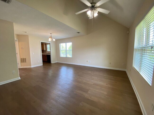 Photo - PRE-LEASING FOR AUGUST 2 2026! FENCED IN BACK YARD! 1/2 Off Deposit!