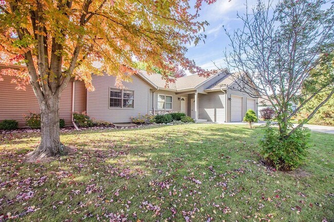 Exterior - 144 N Pleasant View Rd Unit Condo