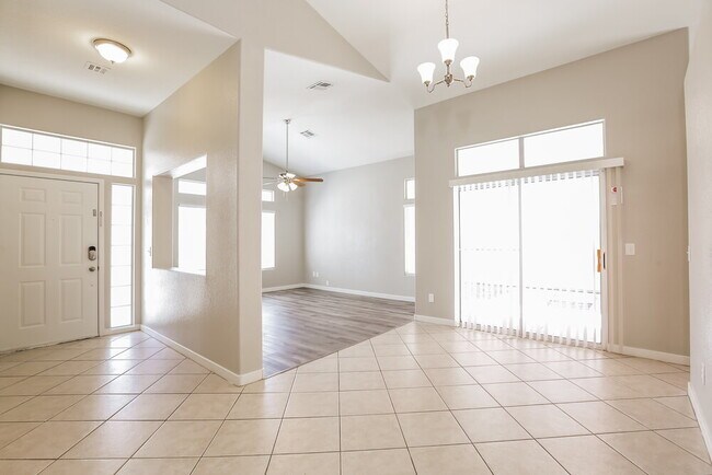 Photo - 3565 Scottsbluff St