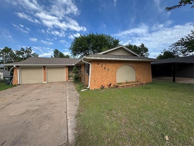 4765 Spiva Dr