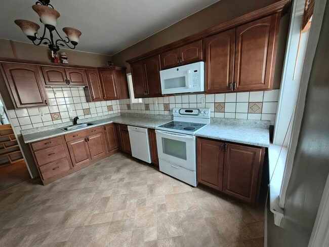 Photo - 3130 Maury Ave Unit 3130 Maury ave aptB