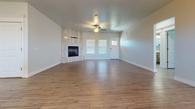 Photo - 13638 Northeast Lafayette Drive