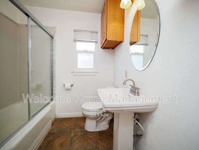 Photo - 15184 Norton St