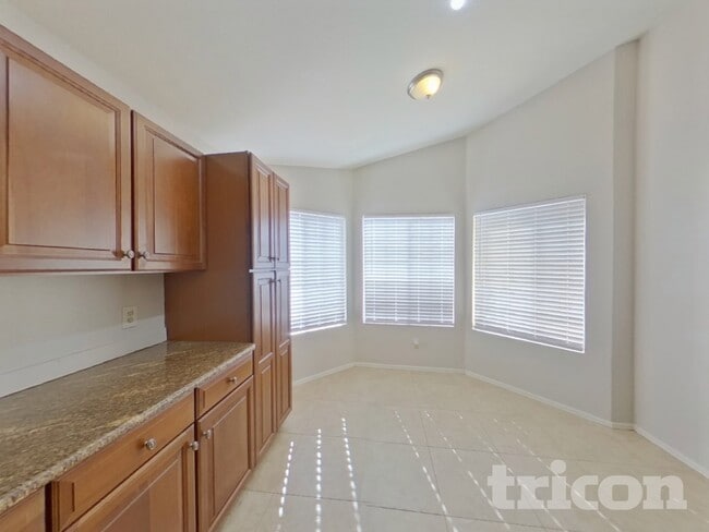 Photo - 1938 E Wagoner Rd