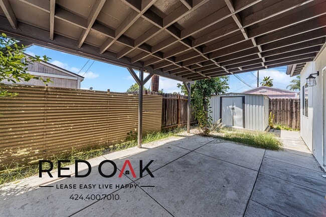 Photo - 11028 Califa St