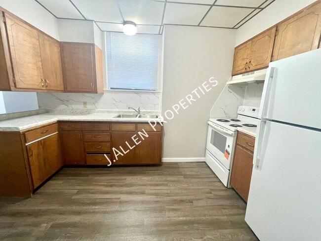 Photo - 313 N 12th St Unidad 304