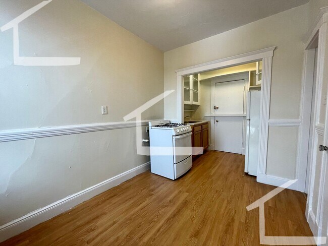 Photo - 8 Vinal St