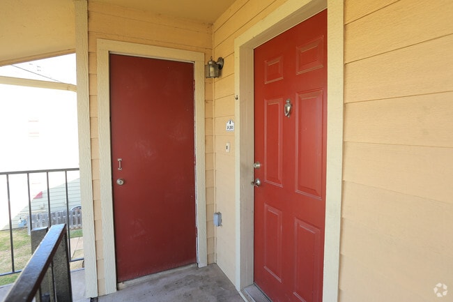1BR - 600SF - Storage Space
