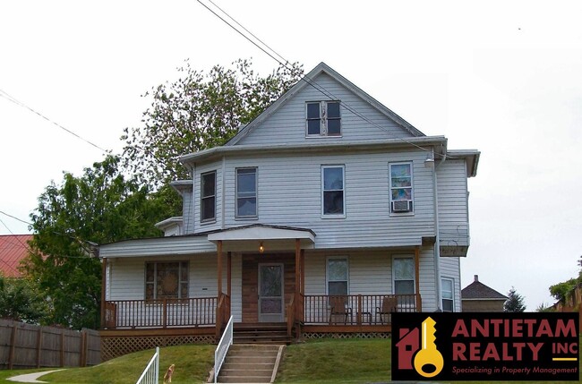 Building Photo - 11697 Anthony Hwy Unit 1