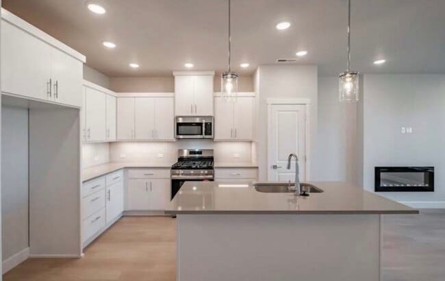 Photo - 3314 SE Farrow Ln