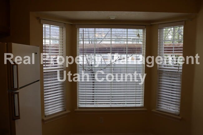 Photo - Short term Lease! Pet Friendly Townhome
