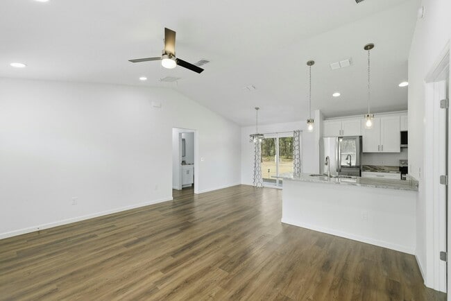 Photo - 5405 NW 8th Pl