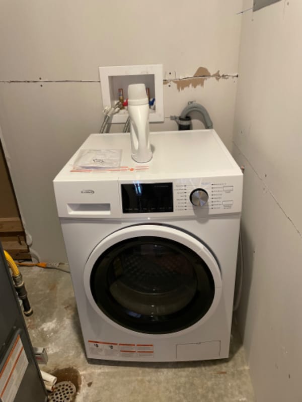 Photo - 566 E 16th Ave