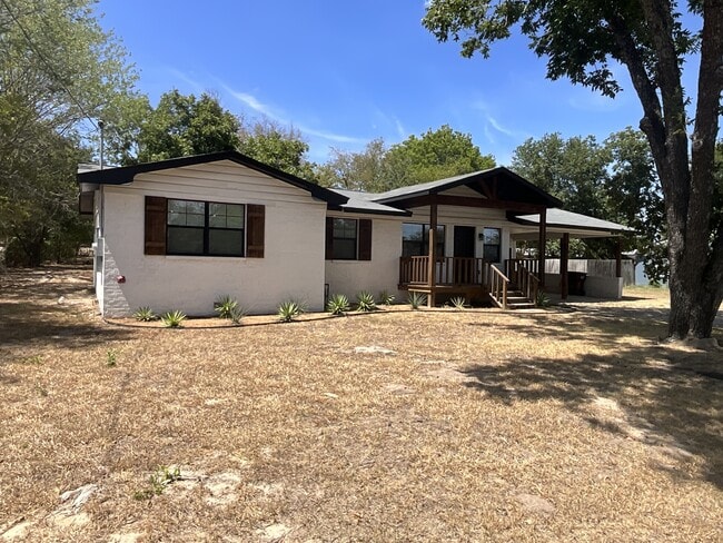 261 Bois D Arc St