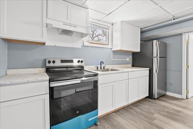 Building Photo - 1416 Starview Dr Unit 1416-B