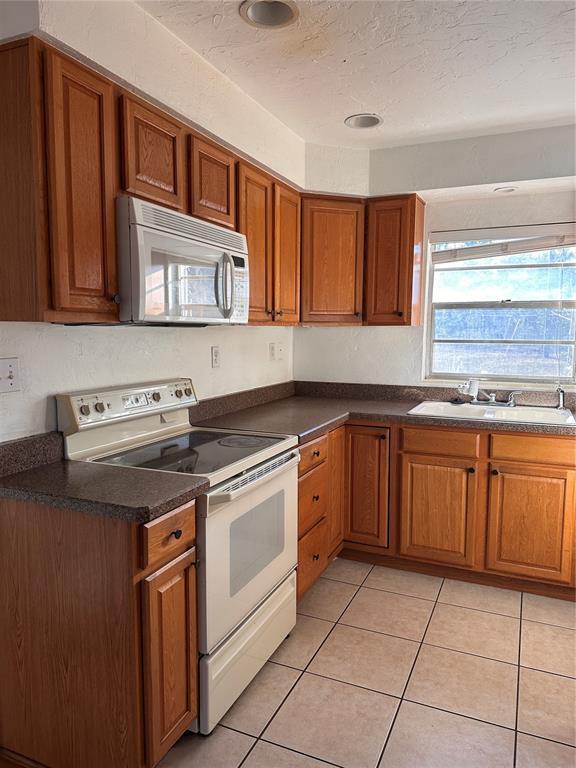 Photo - 4607 7th Ave W