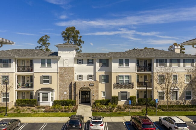 Coventry Court Luxury Senior apartments — community photo