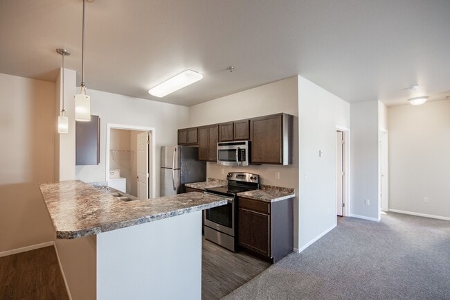 Eaglebrook at Prairie Grove Apartments
