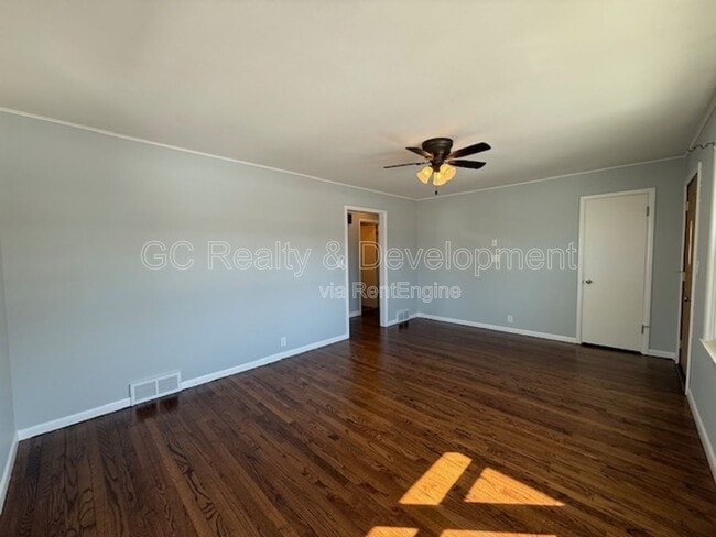 Photo - 114 Martin Ave