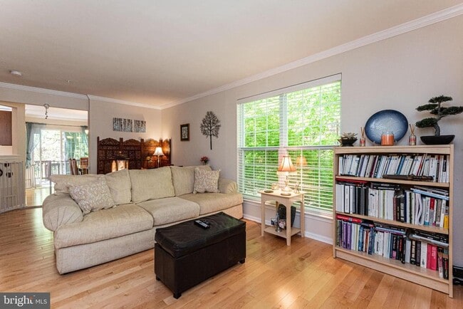 Photo - 146 Quiet Waters Pl