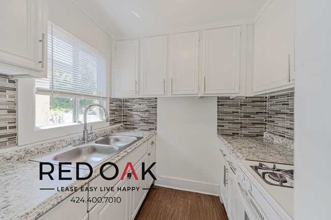 Photo - 14377 Chatsworth Dr Unit 14377