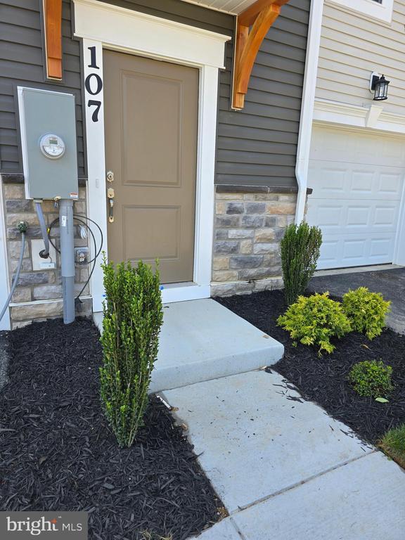 Photo - 123 Boone Court Townhome