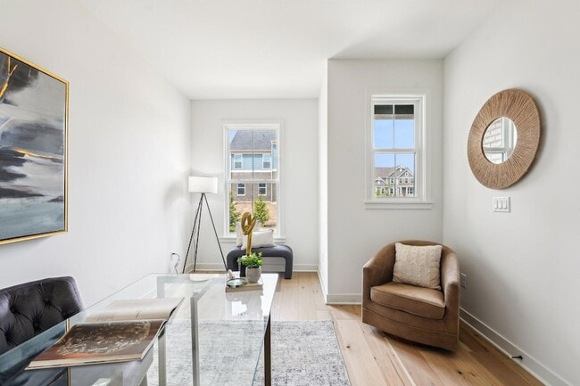 Photo - 753 Man O War Blvd