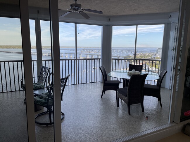 Photo - 2104 W First St Unidad 1804