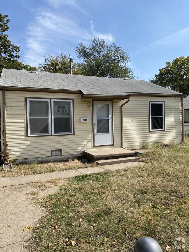 Building Photo - 1858 N Kansas Ave Unit Chuck Rental