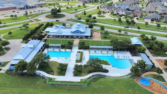 Building Photo - 4412 Mesquite Terrace Dr