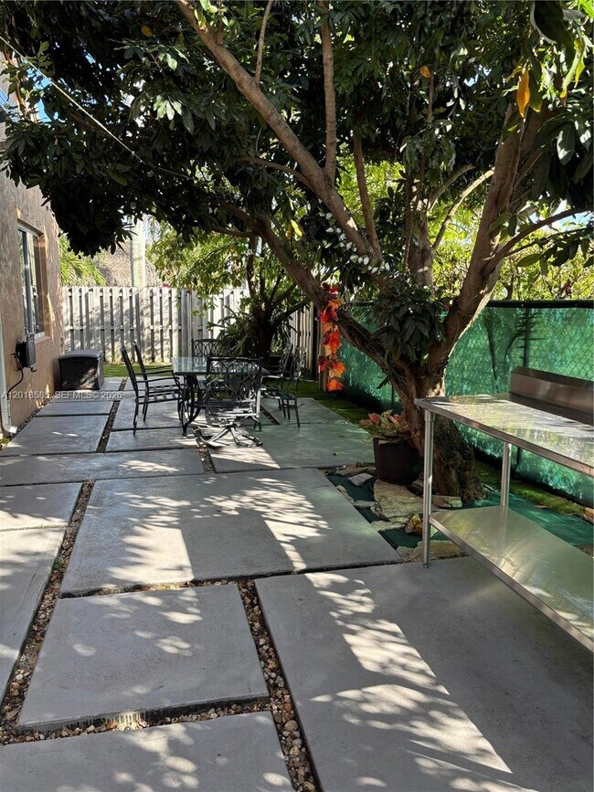 Photo - 16274 SW 71st Terrace